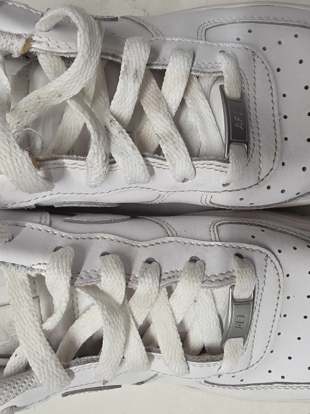 Nike Air Force 1 Low GS Triple White 314192-117 Size 7Y AF1 Sneakers Used